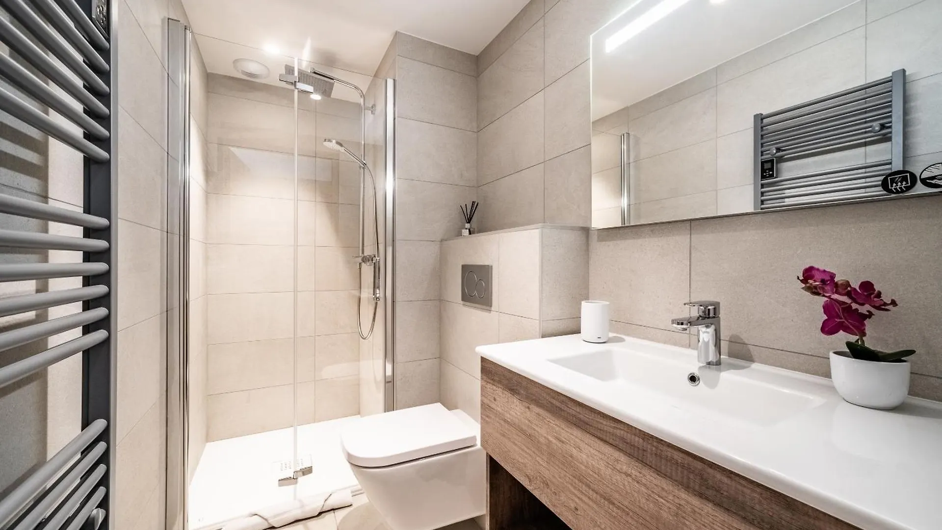 Apartment Fyndor, Morzine - By Emerald Stay