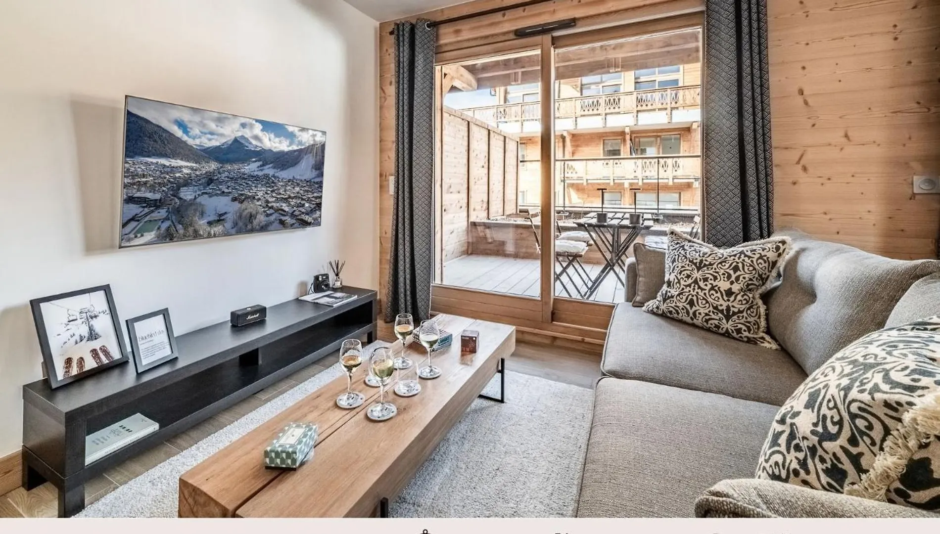 Apartment Fyndor, Morzine - By Emerald Stay